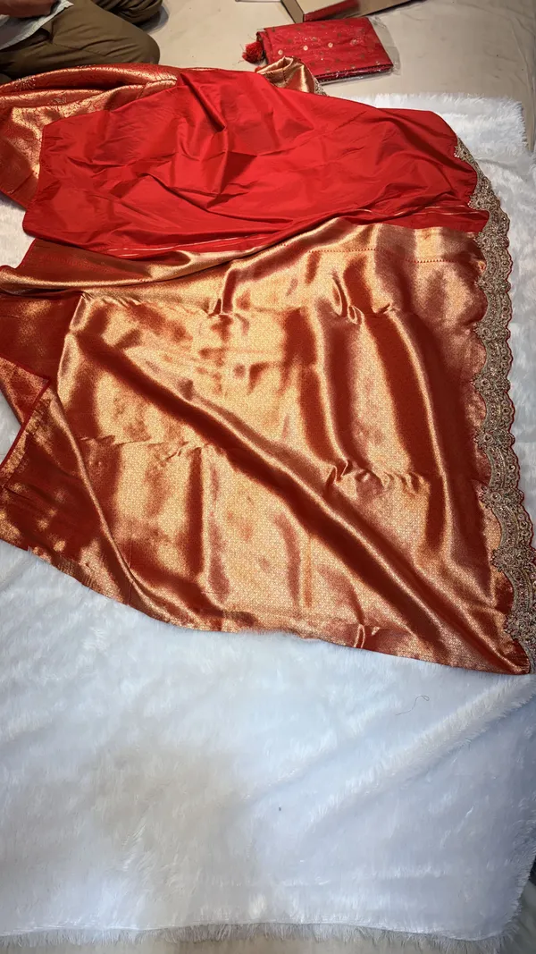 Red_Silk_Embellished_Golden_Border_Saree_For_Women