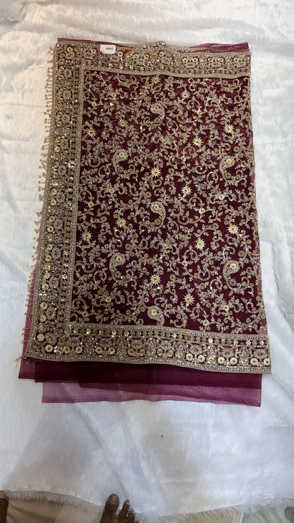 Wine_Velvet_Zari_Embroidered_Diamond_Lattice_Saree_For_Women