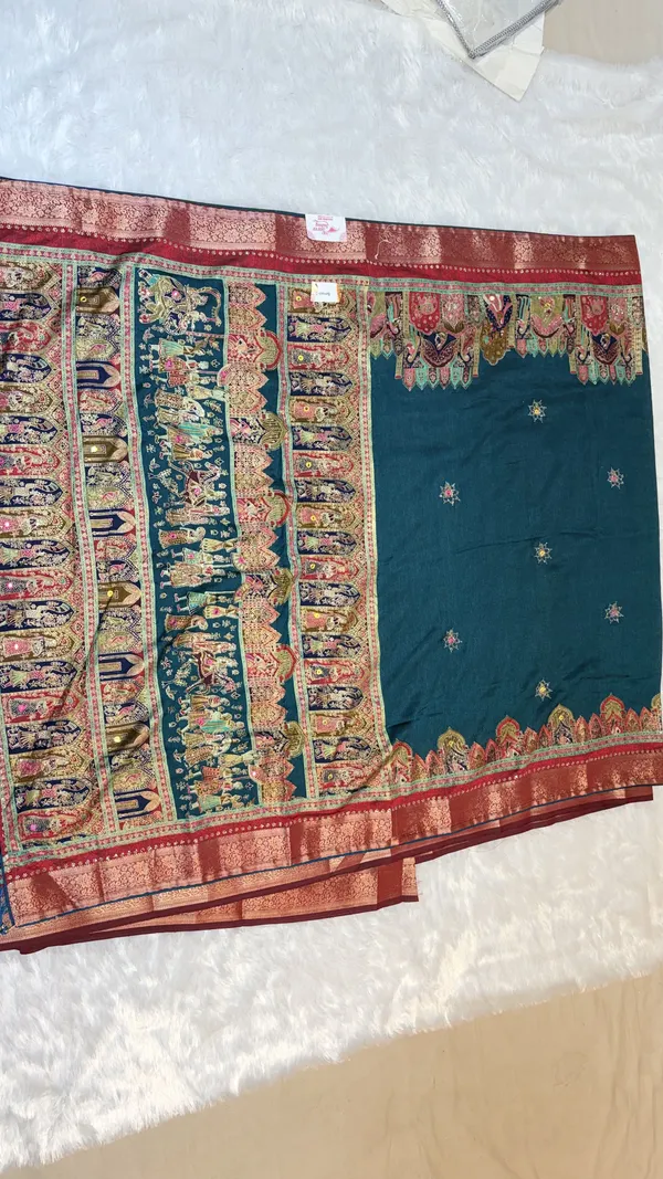 Blue_Banarasi_Silk_Paithani_Saree_With_Zari_Border_For_Women