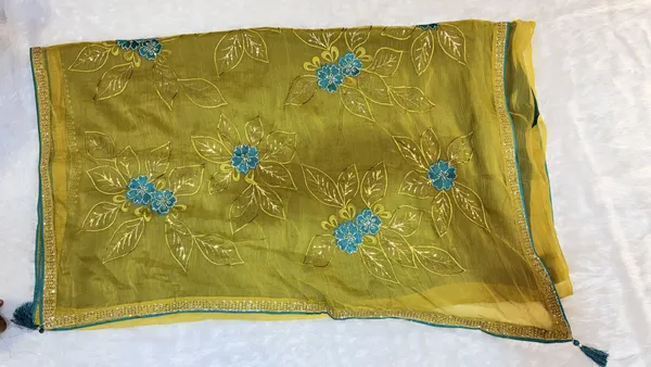Green_Embroidered_Floral_Saree_With_Tassels