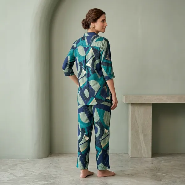 Teal_Blue_Rayon_Relaxed_Geometric_Print_Co-Ord_Set_For_Women