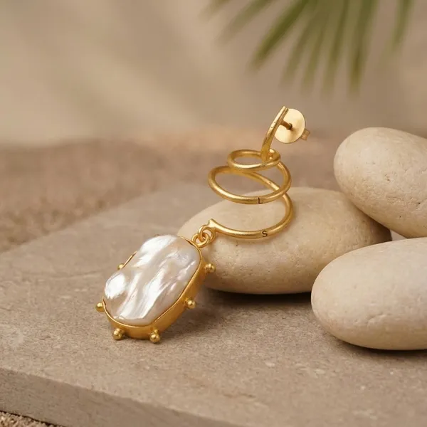 Spiral_Pearl_Statement_Earrings