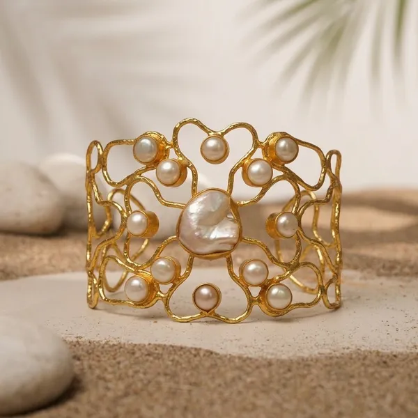 Pearl_Reef_Statement_Cuff