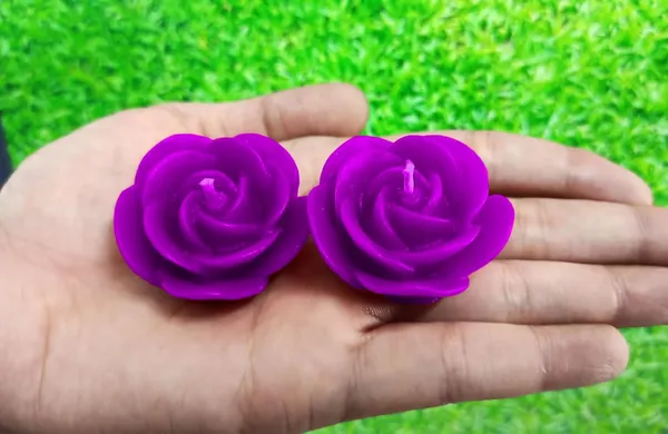 Shraddha_Creation_Wax_Scented_Candles_For_Home_Decor,_Lavender_Fragrance,_Pillar_And_Floating_Candles_Combo,_Purple_Colour,_Pack_Of_10,_4_X_7_Cm