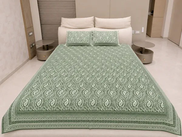 Pure_Cotton_Green_Double_Bedsheet_With_2_Pillow_Covers_|_King_Size