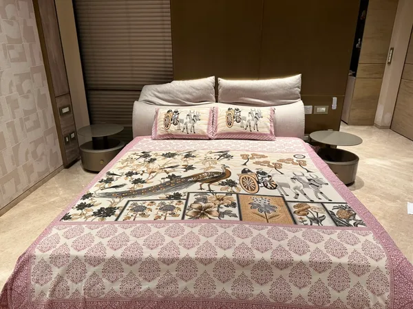 Multicolour_Cotton_Bedsheet_&_Pillow_Cover_Set_|_King_Size