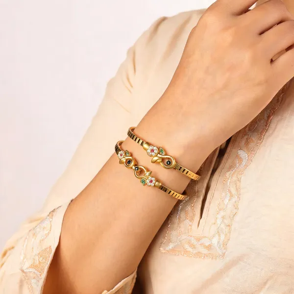 Aarsa_Premium_Micro_Gold_Plated_Floral_Cz_Adjustable_Bangles_
__For_Women_&_Girls_|_Brass_Designer_Traditional_Daily_Wear_Bangles_
__(Set_Of_2)