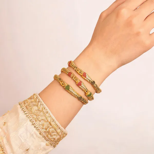 Aarsa_Premium_Micro_Gold_Plated_Antique_Leaf_Designer_Bangles_For_
__Women_&_Girls_|_Brass_Traditional_Ethnic_Daily_&_Festive_Wear_Bangles_
__(Set_Of_4)