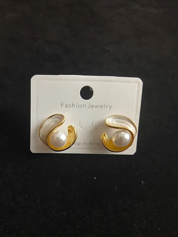 Aarsa_Premium_Gold_Plated_Korean_Style_Pearl_Swirl_Stud_Earrings_
__For_Women_&_Girls_|_Stainless_Steel_Minimal_Designer_
__Daily_Wear_Earrings