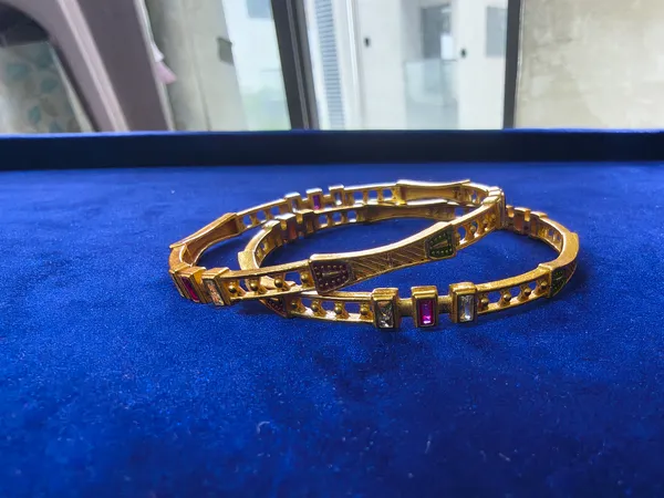 Aarsa_Premium_Micro_Gold_Plated_Designer_Multi-Colour_Stone_
__Bangles_For_Women_&_Girls_|_Brass_Traditional_Wedding_&_Festive_
__Bangles_(Set_Of_2)