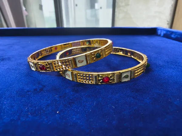 Aarsa_Premium_Micro_Gold_Plated_Designer_Multicolor_Stone_Bangles_
__For_Women_&_Girls_|_Brass_Traditional_Wedding_&_Festive_Bangles_
__(Set_Of_2)