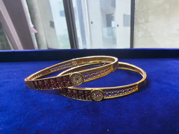 Aarsa_Premium_Micro_Gold_Plated_Traditional_Cz_Designer_Bangles_
__For_Women_&_Girls_|_Brass_Ethnic_Fixed_Size_Bangles_(Set_Of_2)