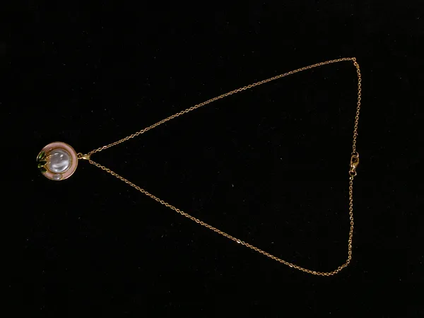 Aarsa_Blush_Pearl_Floral_Pendant_Necklace_For_Women_&_Girls
__|_Premium_Stainless_Steel_Korean_Style_Necklace_With_Pink_Enamel_
__&_Micro_Gold_Finish