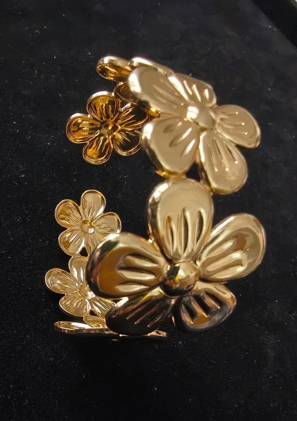 Aarsa_Premium_Micro_Gold_Plated_Floral_Open_Cuff_Kada_Bracelet_
__For_Women_And_Girls_|_Luxury_Adjustable_Fashion_Jewellery