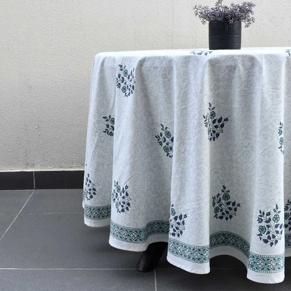 White_And_Green_Premium_Cotton_Table_Cloth