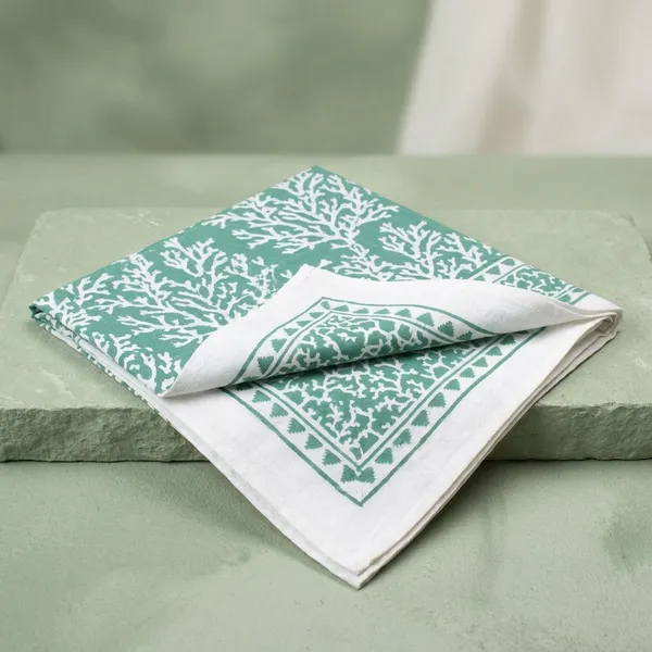Green_And_White_Premium_Cotton_Table_Cloth