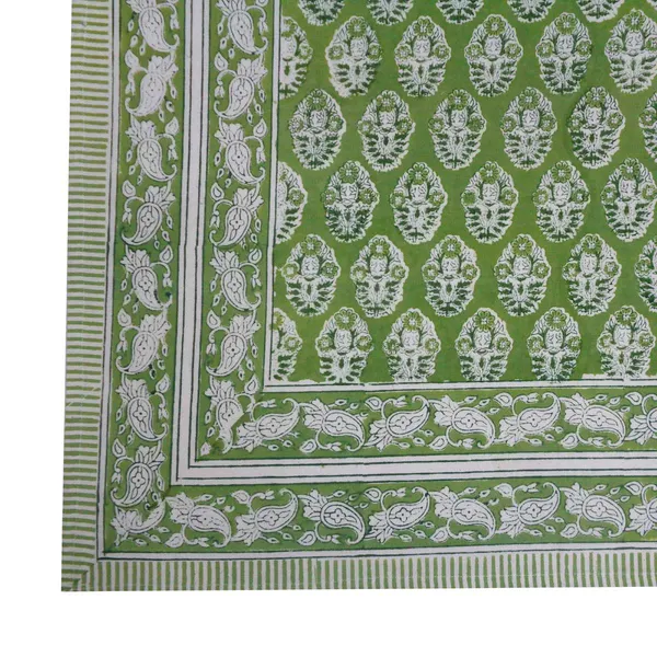 Green_And_White_Premium_Cotton_Table_Cloth