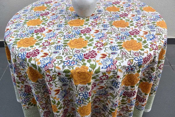 Multicolor_Premium_Cotton_Table_Cloth