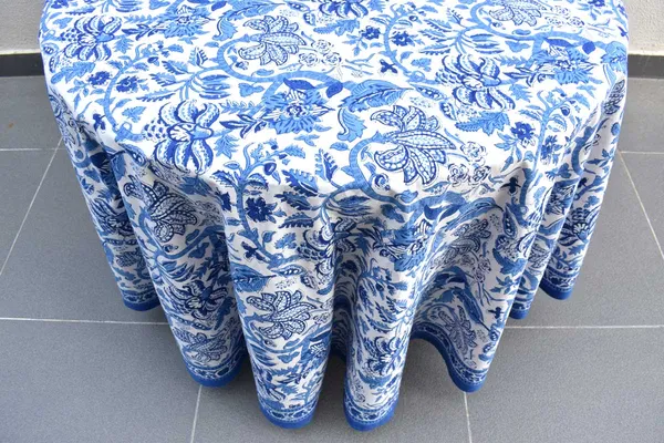 Blue_And_White_Premium_Cotton_Table_Cloth