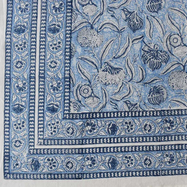 Blue_And_White_Premium_Cotton_Table_Cloth