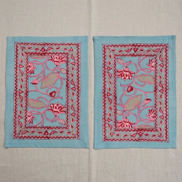 Blue_And_Pink_Premium_Cotton_Table_Mat