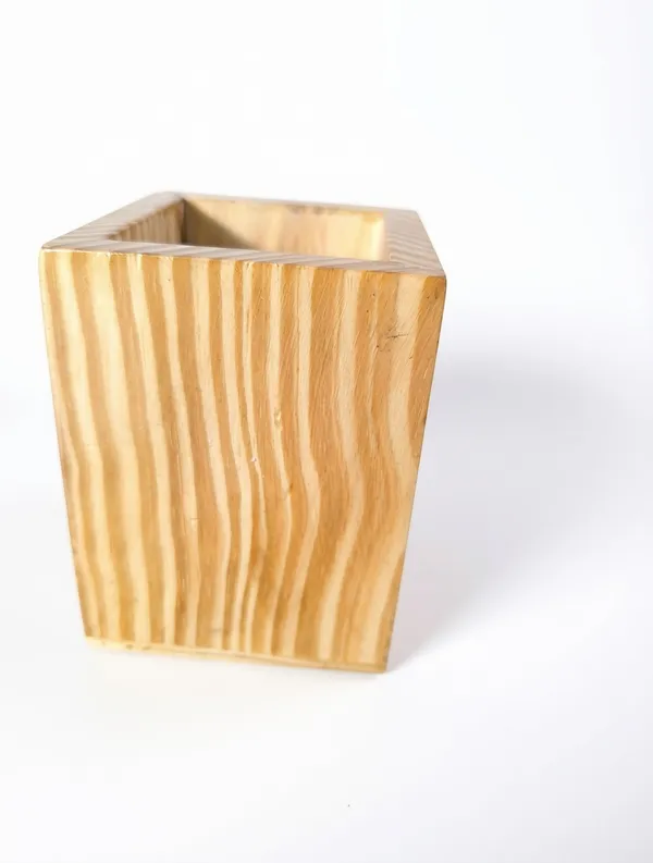 Mango_Wood_Pen_Holder_cum_Table_Planter