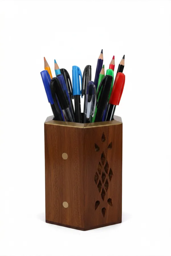 Rosewood_Engraved_Pen_Holder