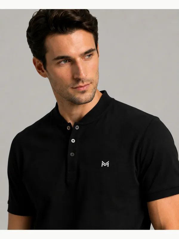 Jet_Black_Classic_Henley_Collar_T-Shirt_For_Men