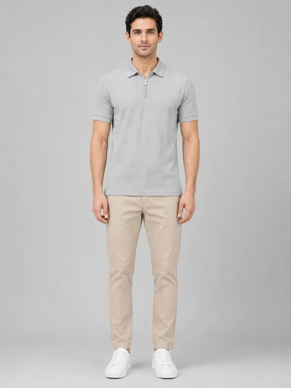 Grey_Pillar_Jacquard_Zipper_Polo_T-Shirt