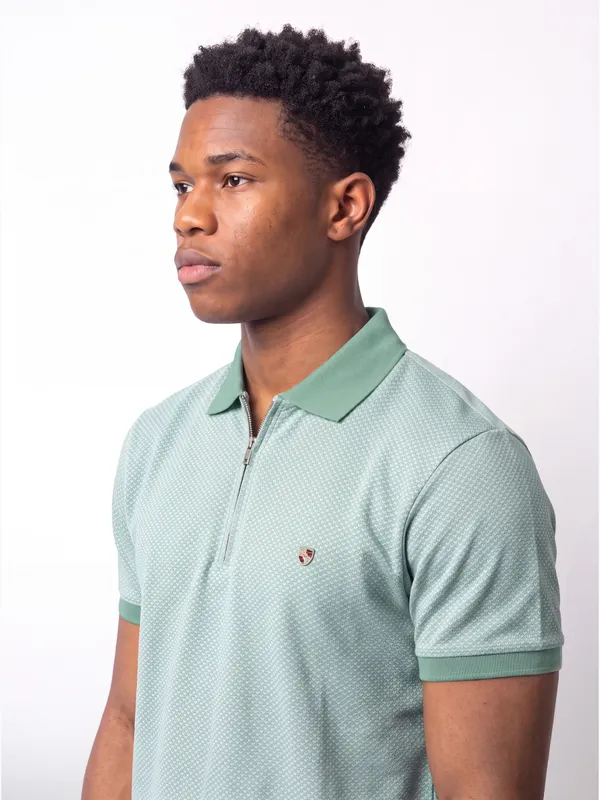 Sea_Green_Arrowhead_Printed_Zipper_Polo_T-Shirt
