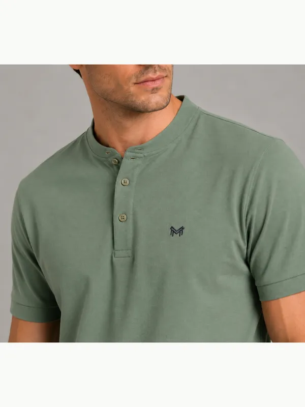 Army_Green_Classic_Henley_Collar_T-Shirt_For_Men
