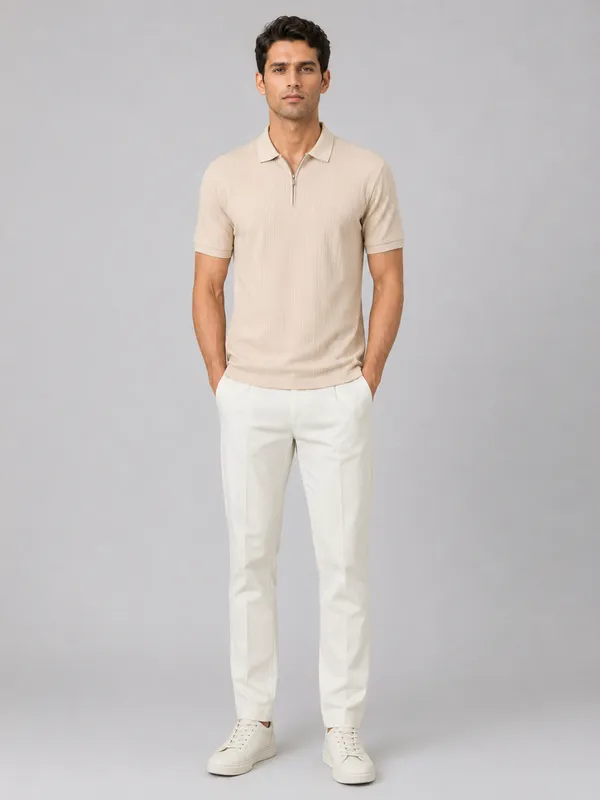 Beige_Pillar_Jacquard_Zipper_Polo_T-Shirt