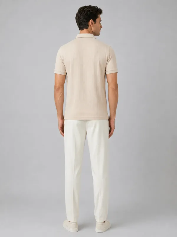 Beige_Pillar_Jacquard_Zipper_Polo_T-Shirt