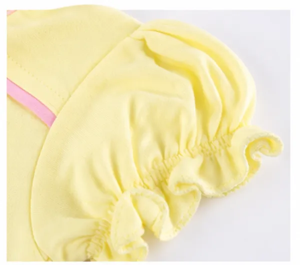 Yellow_Cotton_premium_T-Shirt_And_Shorts_Set_For_Babies_(Set_Of_2)