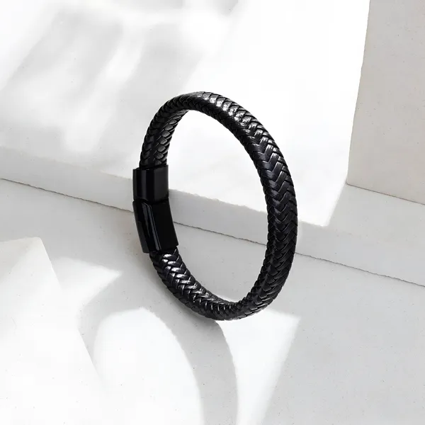 Aries_Magneto_Leather_Band_Black