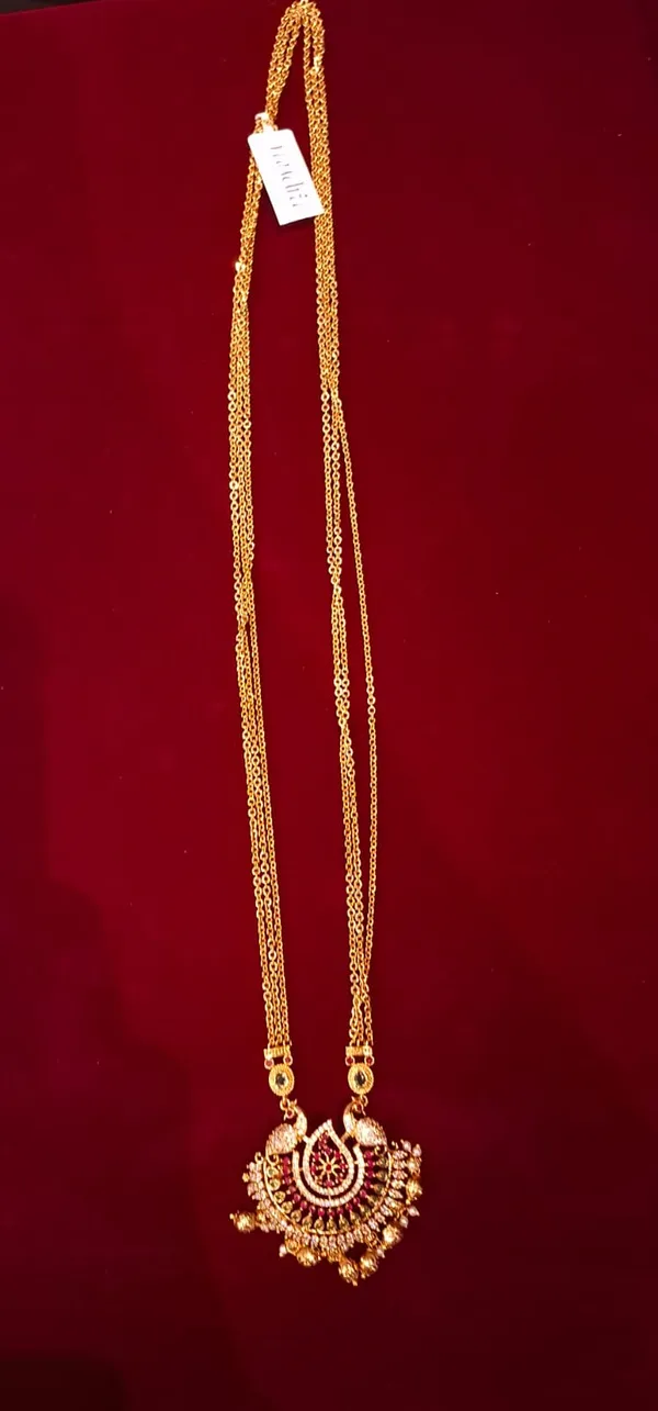 Gold_Metal_Peacock_Pendant_Long_Chain_Necklace_For_Women