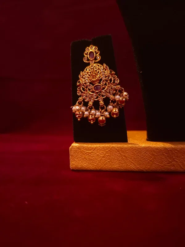 Gold_And_Ruby_Metal_Temple_Mango_Motif_Necklace_Set_For_Women