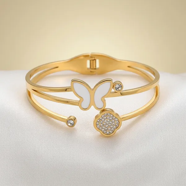 Gold_Metal_Butterfly_Crystal_Bracelet_For_Women