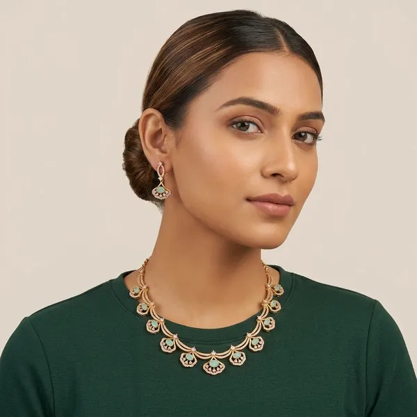 Gold_Metal_Floral_Design_Necklace_Set_For_Women