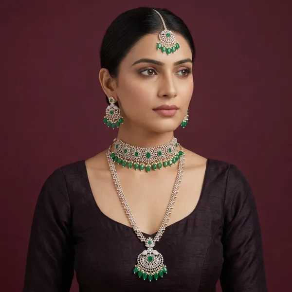 Multicolor_Stone_Metal_Bridal_Jewellery_Set_With_Maang_Tikka