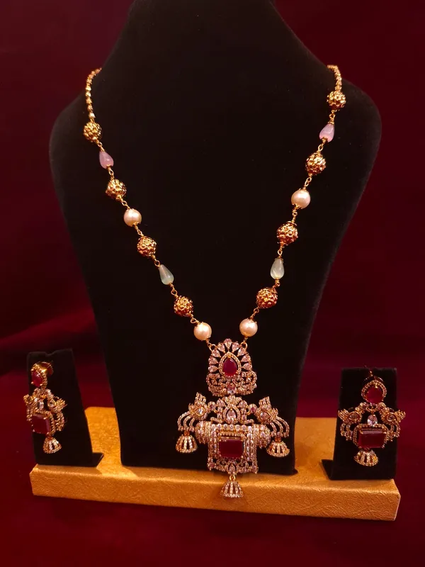 Multicolor_Metal_Kundan_Necklace_Set_For_Women
