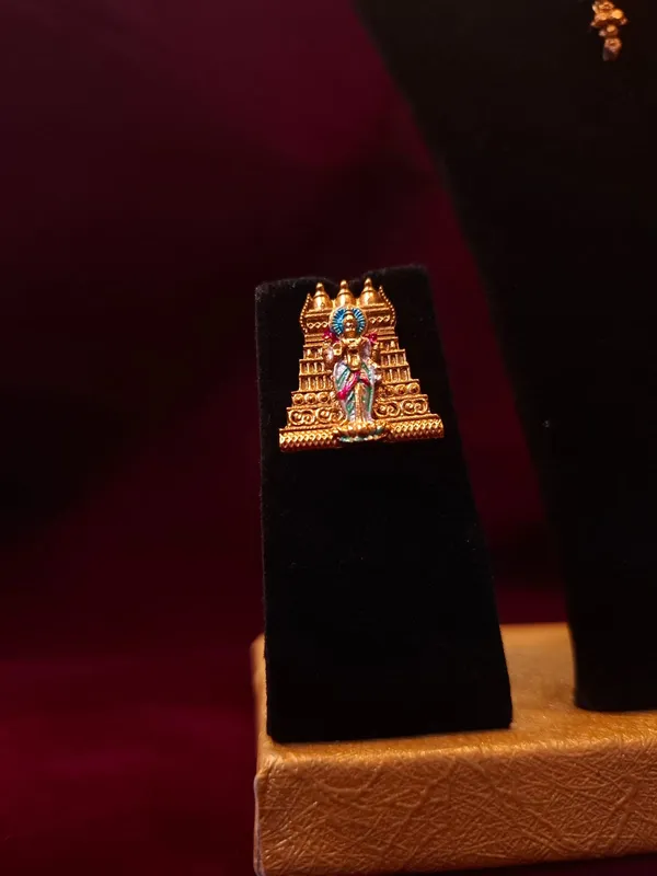 Gold_Metal_Temple_Gopuram_Necklace_Set_With_Earrings_For_Women