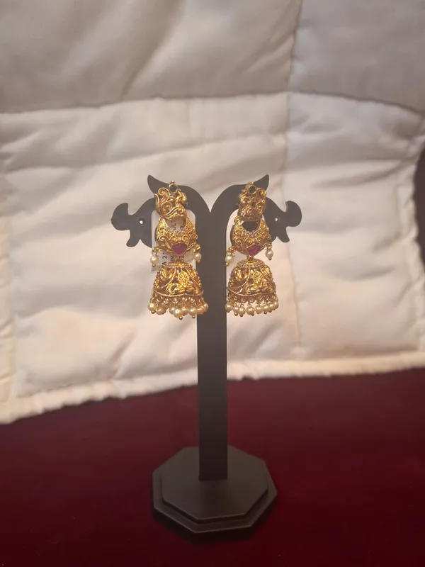 Antique_Gold_Metal_Temple_Jhumka_Earrings_For_Women