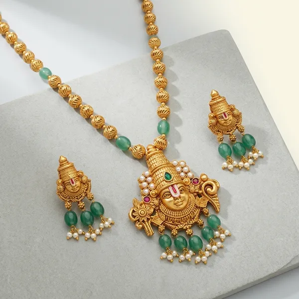 Gold_And_Green_Temple_Jewellery_Metal_Necklace_Set_For_Women