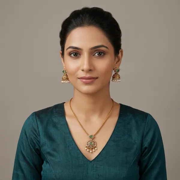 Antique_Gold_Metal_Kundan_Pearl_Temple_Necklace_Set_For_Women