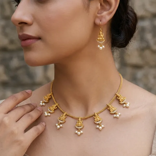 Gold_And_Pearl_Floral_Motif_Metal_Necklace_Set_For_Women