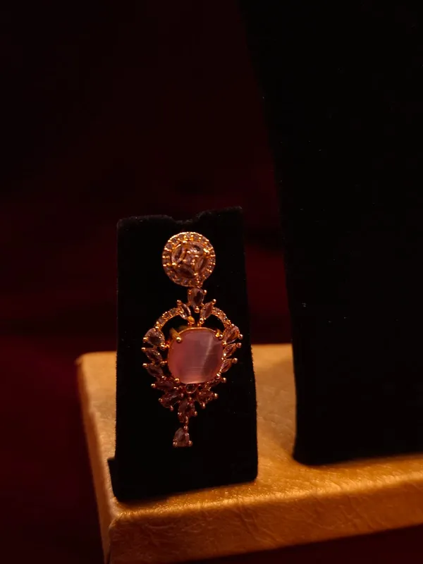 Rose_Gold_Pink_Metal_Kundan_Stone_Pendant_Necklace_Set_For_Women