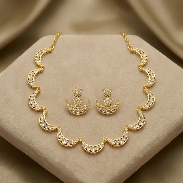 Gold_Metal_Crescent_Moon_Necklace_Set_With_Earrings_For_Women