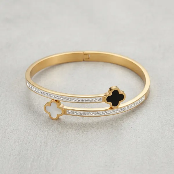 Gold_And_Black_Metal_Enamel_Clover_Cuff_Bracelet_For_Women