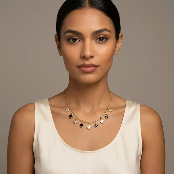 Gold_Metal_Diamond-Shape_Charm_Necklace_For_Women